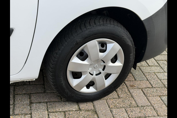 Renault Kangoo Z.E.Dealeronderhouden SOH 90% Airco Cruise control Navigatie Radio/CD Parkeersensoren achter Schuifdeur rechts