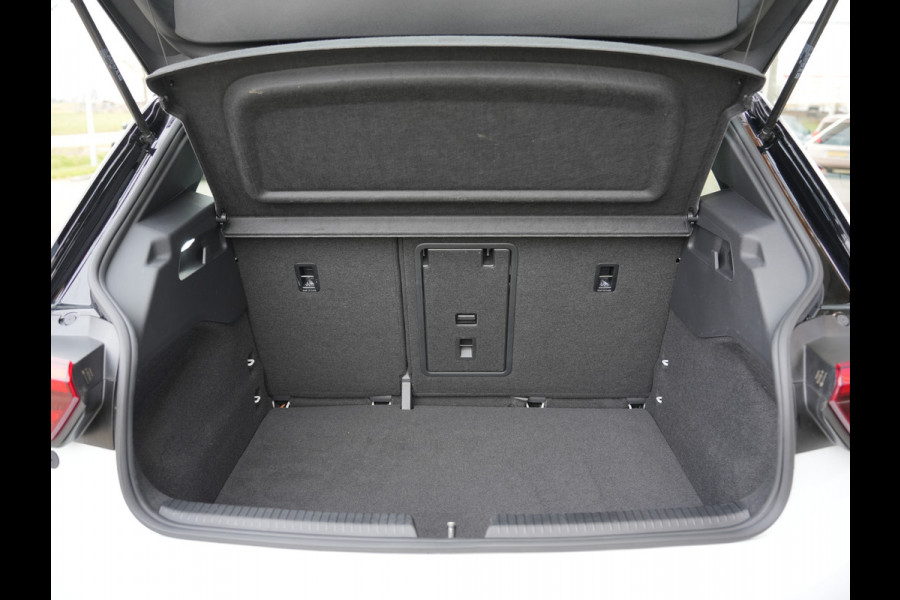 Volkswagen ID.3 Pro S 77 kWh SOH 94% | stuur verwarmd | Apple Carplay/Android Auto |