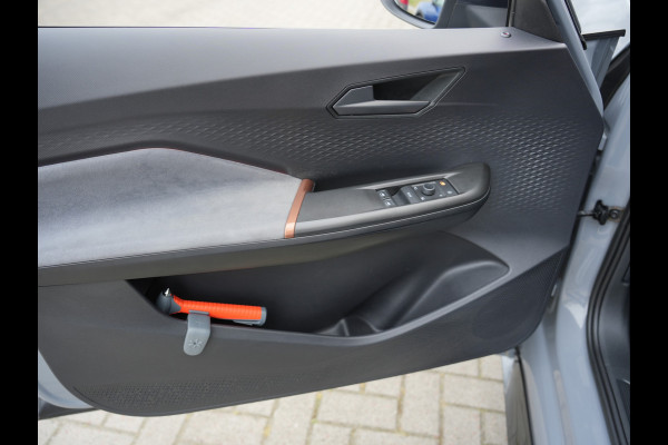 CUPRA Born Performance One 62 kWh SOH 93% | Apple Carplay/Android Auto | Stoel&stuur verwarmd |