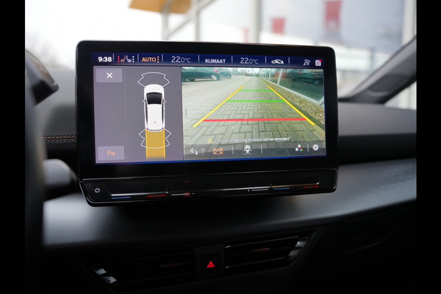 CUPRA Born Performance One 62 kWh SOH 93% | Apple Carplay/Android Auto | Stoel&stuur verwarmd |