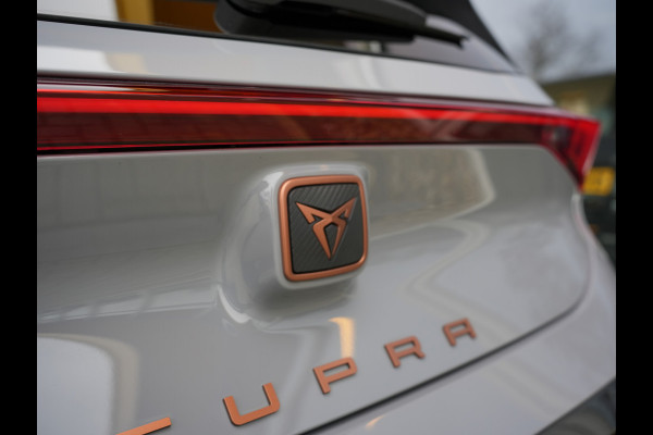 CUPRA Born Performance One 62 kWh SOH 93% | Apple Carplay/Android Auto | Stoel&stuur verwarmd |