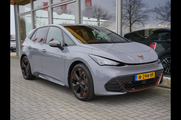 CUPRA Born Performance One 62 kWh SOH 93% | Apple Carplay/Android Auto | Stoel&stuur verwarmd |
