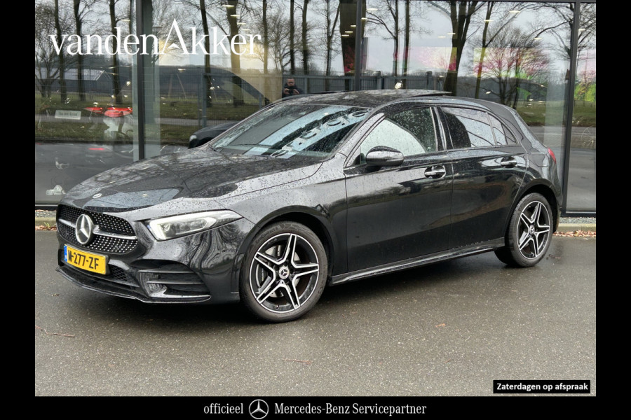 Mercedes-Benz A-Klasse 250e AMG // Panorama dak // Sfeerverlichting // Memory // MultiBeam LED // Advanced Audio // Keyless // 18" AMG Velgen // Widesc