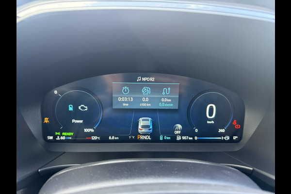 Ford Kuga 2.5 PHEV ST-Line X 243pk | Driver Assistance Pack | Black Package | Panoramadak | Winterpack | Adaptieve Matrix LED koplampen met Coast to Coast | Wegklapbare Trekhaak | AGR Stoelen