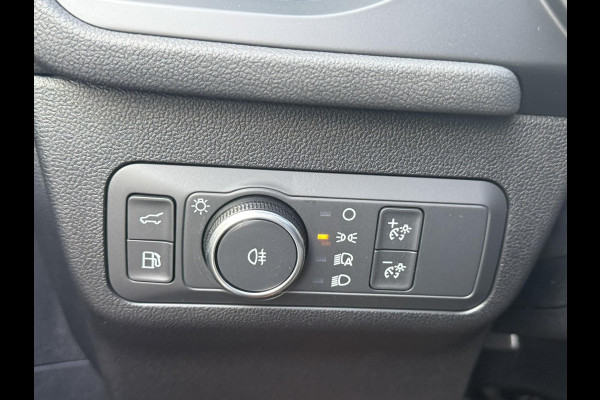 Ford Kuga 2.5 PHEV ST-Line X 243pk | Driver Assistance Pack | Black Package | Panoramadak | Winterpack | Adaptieve Matrix LED koplampen met Coast to Coast | Wegklapbare Trekhaak | AGR Stoelen
