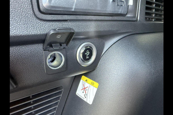 Ford Kuga 2.5 PHEV ST-Line X 243pk | Driver Assistance Pack | Black Package | Panoramadak | Winterpack | Adaptieve Matrix LED koplampen met Coast to Coast | Wegklapbare Trekhaak | AGR Stoelen