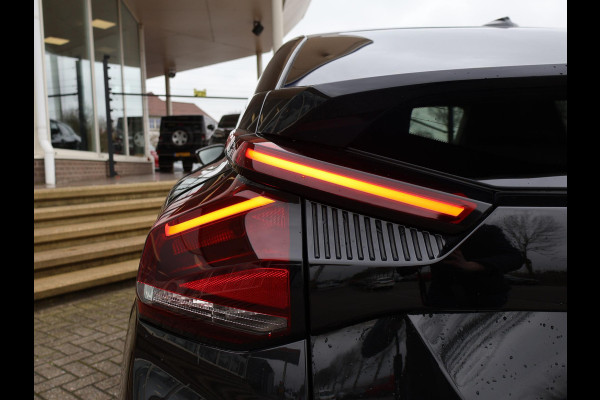 Citroën C4 1.2 SHINE AUT. *NIEUWE DBRIEM* + ADAPTIVE CRUISE | HEAD-UP | CAMERA | DAB | 18 INCH | CARPLAY