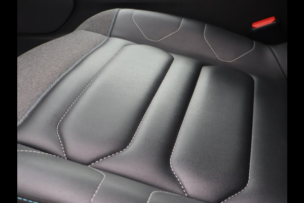 Citroën C4 1.2 SHINE AUT. *NIEUWE DBRIEM* + ADAPTIVE CRUISE | HEAD-UP | CAMERA | DAB | 18 INCH | CARPLAY