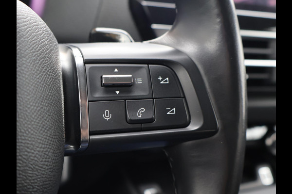 Citroën C4 1.2 SHINE AUT. *NIEUWE DBRIEM* + ADAPTIVE CRUISE | HEAD-UP | CAMERA | DAB | 18 INCH | CARPLAY