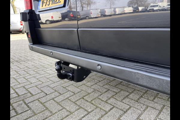 Peugeot Boxer 335 2.2 BlueHDi 165pk L2H2 Premium / vaste prijs rijklaar € 16.950 ex btw / lease vanaf € 285 / airco / cruise / navigatie / euro 6 / bpm vrij / trekhaak 2500 kg !