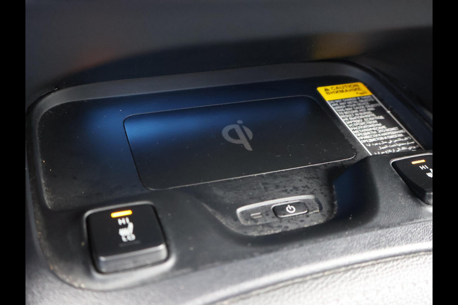 Toyota Corolla Touring Sports 1.8 HYBRID DYNAMIC + ADAPTIVE CRUISE | STOELVERW. | CAMERA | LED