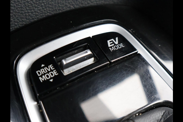 Toyota Corolla Touring Sports 1.8 HYBRID DYNAMIC + ADAPTIVE CRUISE | STOELVERW. | CAMERA | LED