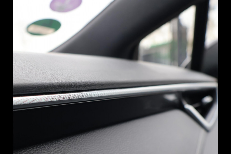 Toyota Corolla Touring Sports 1.8 HYBRID DYNAMIC + ADAPTIVE CRUISE | STOELVERW. | CAMERA | LED