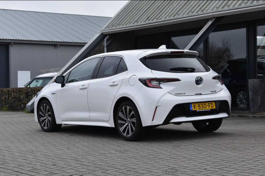 Toyota Corolla 1.8 Hybrid Dynamic | CAMERA | APPLE CARPLAY | ANDROID AUTO | NAP | STOELVERWARMING