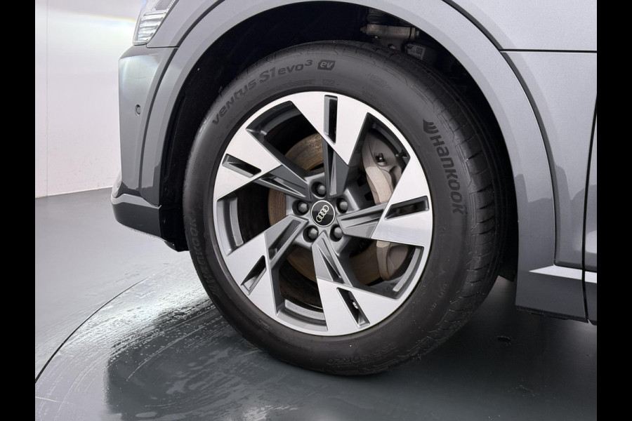 Audi e-tron 55 quattro S edition 95 kWh S-LINE BINNEN & BUITEN | SOH 94% | ORIG. NL AUTO | CAMERA | ELEK. KOFFERBAK | ADAPTIEVE CRUISE CONTROL | STOELVERWARMING | MEMORY SEATS |AFN. TREKHAAK | AUDI DEALER ONDERHOUDEN | RIJKLAAR + 12 MND BOVAG GARANTIE