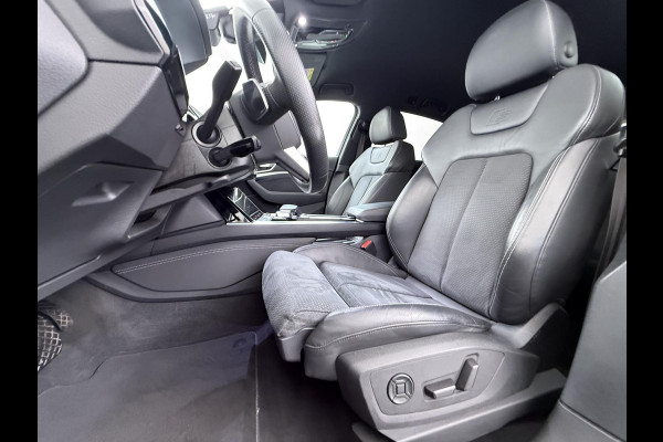 Audi e-tron 55 quattro S edition 95 kWh S-LINE BINNEN & BUITEN | SOH 94% | ORIG. NL AUTO | CAMERA | ELEK. KOFFERBAK | ADAPTIEVE CRUISE CONTROL | STOELVERWARMING | MEMORY SEATS |AFN. TREKHAAK | AUDI DEALER ONDERHOUDEN | RIJKLAAR + 12 MND BOVAG GARANTIE