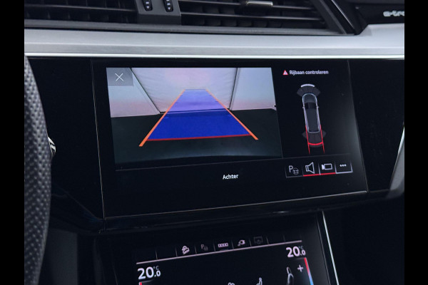 Audi e-tron 55 quattro S edition 95 kWh S-LINE BINNEN & BUITEN | SOH 94% | ORIG. NL AUTO | CAMERA | ELEK. KOFFERBAK | ADAPTIEVE CRUISE CONTROL | STOELVERWARMING | MEMORY SEATS |AFN. TREKHAAK | AUDI DEALER ONDERHOUDEN | RIJKLAAR + 12 MND BOVAG GARANTIE