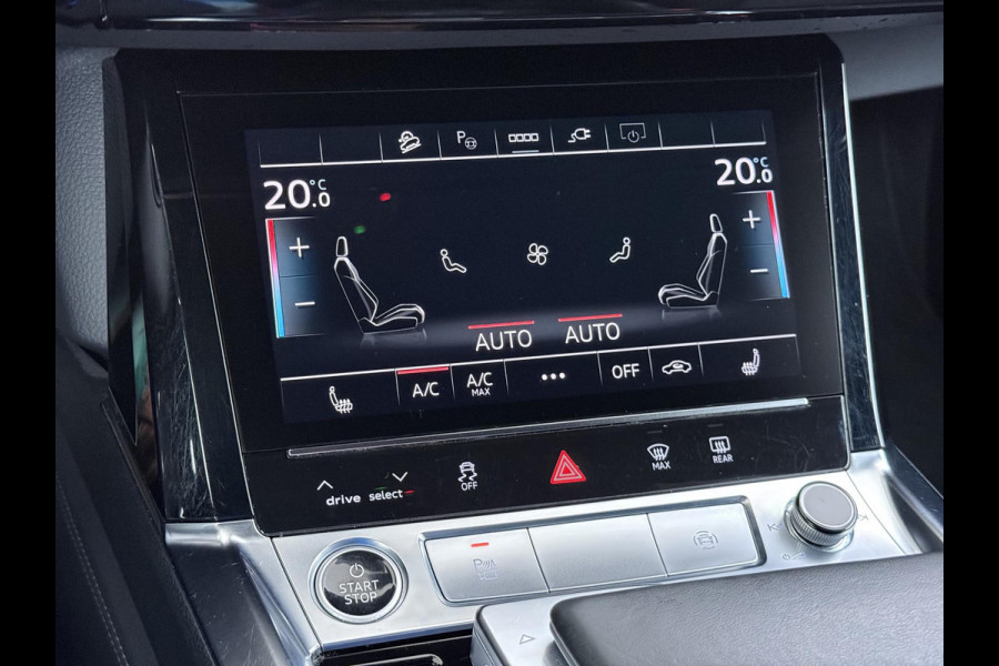 Audi e-tron 55 quattro S edition 95 kWh S-LINE BINNEN & BUITEN | SOH 94% | ORIG. NL AUTO | CAMERA | ELEK. KOFFERBAK | ADAPTIEVE CRUISE CONTROL | STOELVERWARMING | MEMORY SEATS |AFN. TREKHAAK | AUDI DEALER ONDERHOUDEN | RIJKLAAR + 12 MND BOVAG GARANTIE