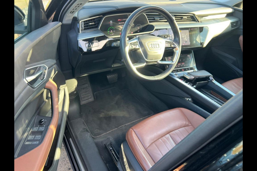 Audi e-tron 55 quattro Business ed. Plus 95 kWh | Panorama | Leder | Memory |