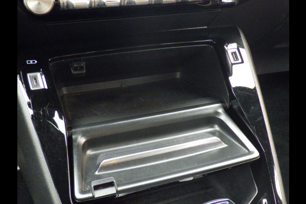 Peugeot 2008 1.2 PureTech GT Automaat, Cruise, Camera, Navi, Compleet!