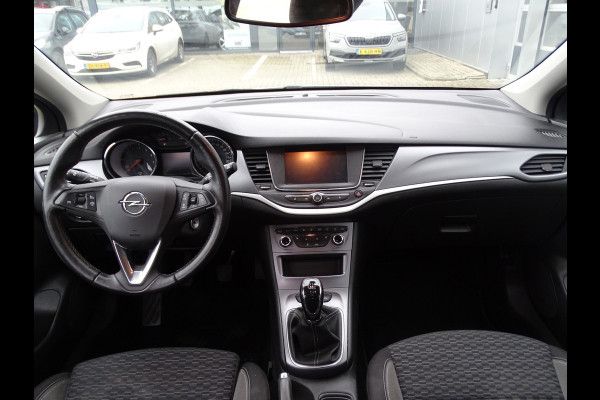 Opel Astra 1.2 Business Edition, Cruise Control, Camera, Navi, NL/NAP!