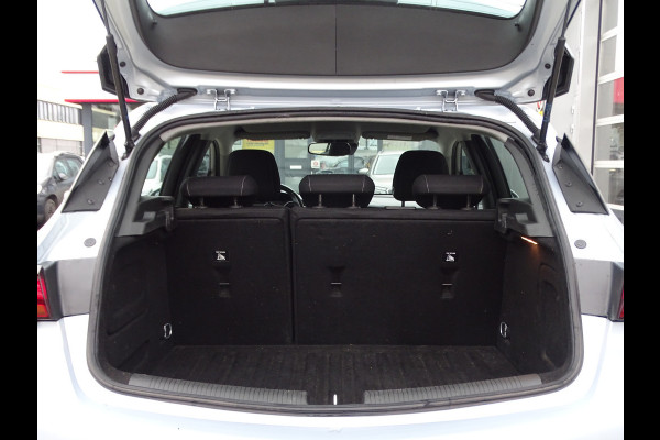 Opel Astra 1.2 Business Edition, Cruise Control, Camera, Navi, NL/NAP!