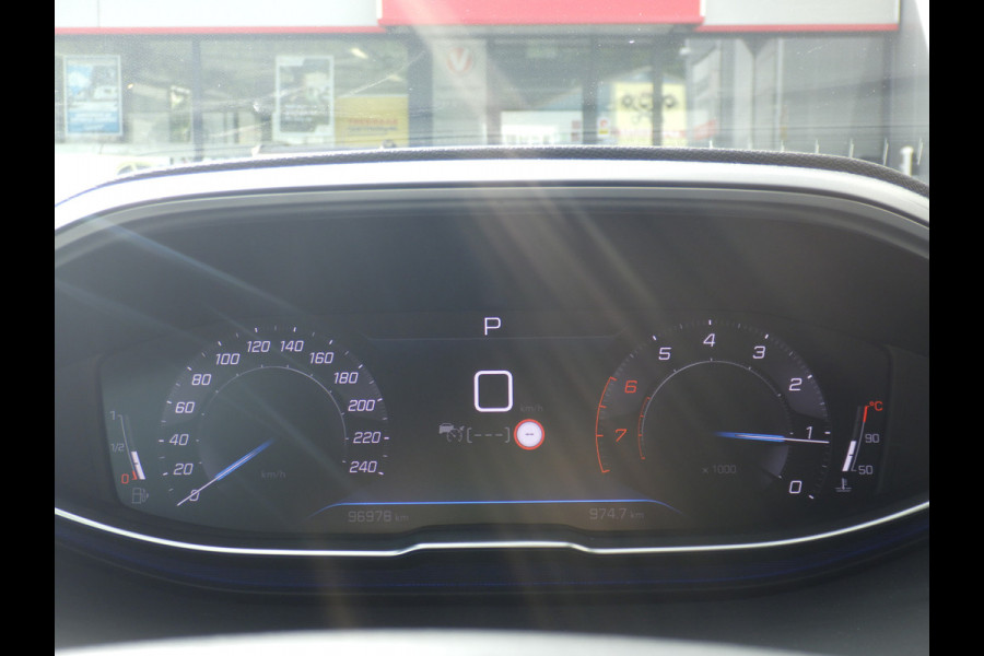 Peugeot 3008 1.2 GT Automaat, Cruise, Camera, LED, NAVI, NL/NAP!