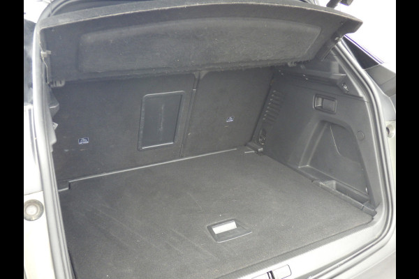 Peugeot 3008 1.2 AUT GT Line, Cruise, Camera, Navi, LED, Compleet!