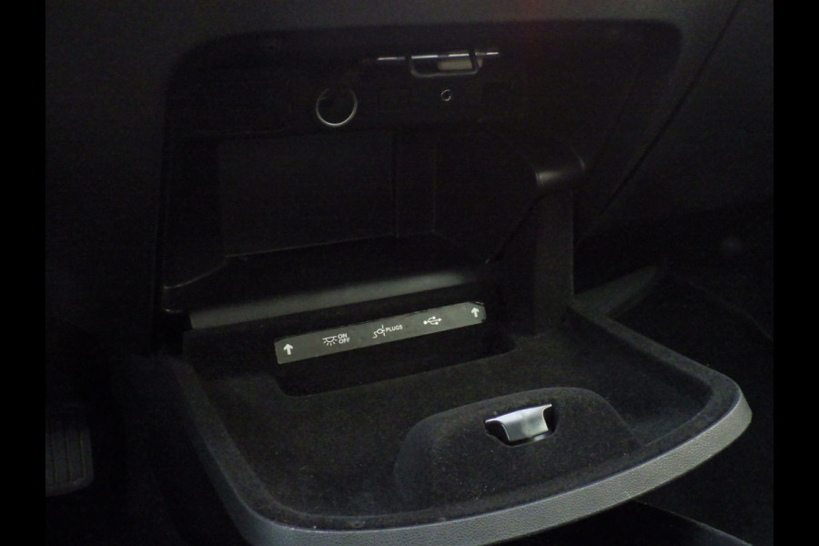 Citroën C4 Picasso 1.2 PureTech Feel, Camera, Cruise, Trekhaak!