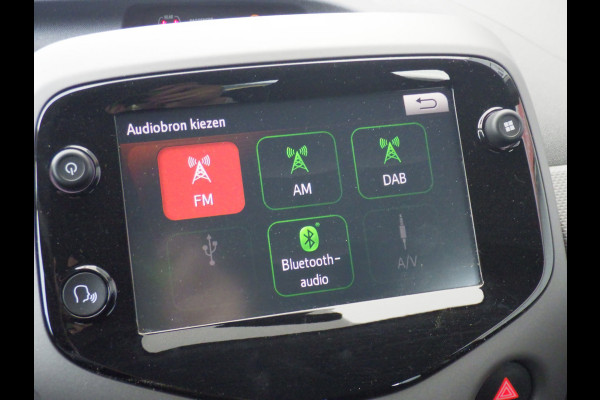 Peugeot 108 1.0 e-VTi, Camera, Cruise, Trekhaak, NL/NAP!