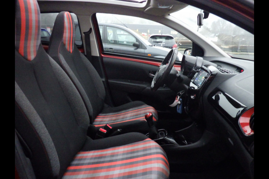 Peugeot 108 1.0 e-VTi Collection TOP, Airco/Climate, 5 DRS!