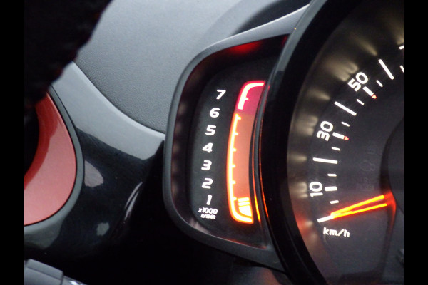 Peugeot 108 1.0 e-VTi Collection TOP, Airco/Climate, 5 DRS!