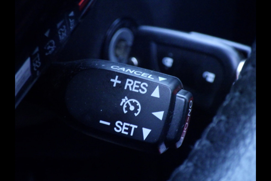 Peugeot 108 1.0 e-VTi Collection TOP, Airco/Climate, 5 DRS!