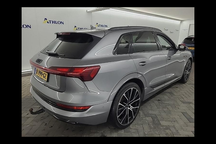 Audi e-tron Aut. 55 quattro Business ed. Plus 95 kWh | Trekhaak | Panorama | Navi |