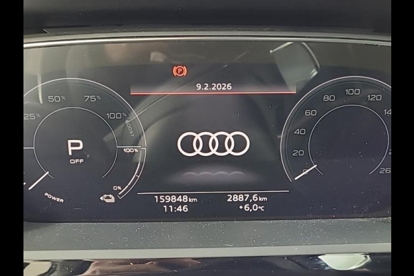 Audi e-tron Aut. 55 quattro Business ed. Plus 95 kWh | Trekhaak | Panorama | Navi |