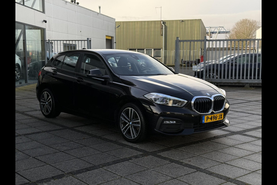 BMW 1-serie 118i Aut. Executive Edition | Navi | ECC | Xenon-LED |