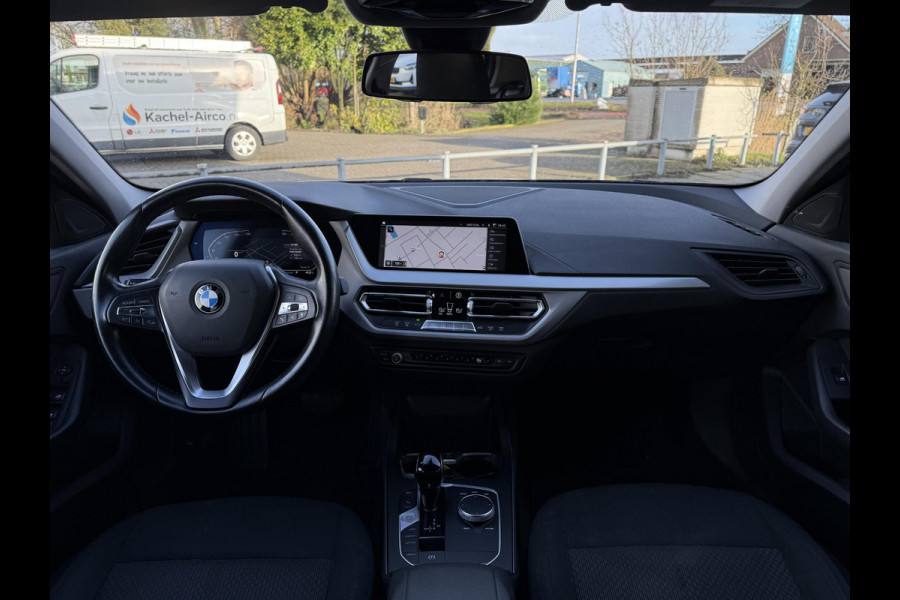 BMW 1-serie 118i Aut. Executive Edition | Navi | ECC | Xenon-LED |