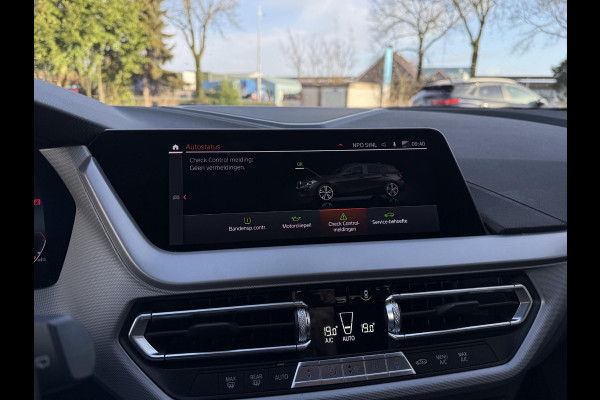 BMW 1-serie 118i Aut. Executive Edition | Navi | ECC | Xenon-LED |