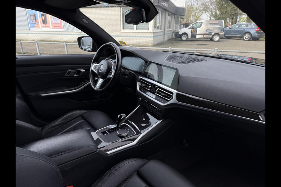 BMW 3 Serie Touring Aut. 320e M-Sport Edition | SoH 89% | Harman Kardon | Leder | Camera | Xenon-LED |