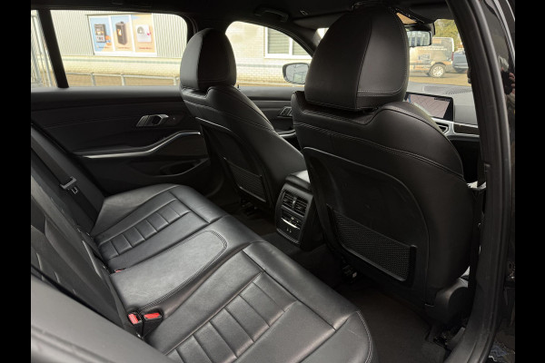 BMW 3 Serie Touring Aut. 320e M-Sport Edition | SoH 89% | Harman Kardon | Leder | Camera | Xenon-LED |