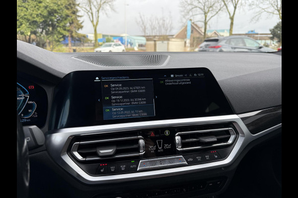 BMW 3 Serie Touring Aut. 320e M-Sport Edition | SoH 89% | Harman Kardon | Leder | Camera | Xenon-LED |