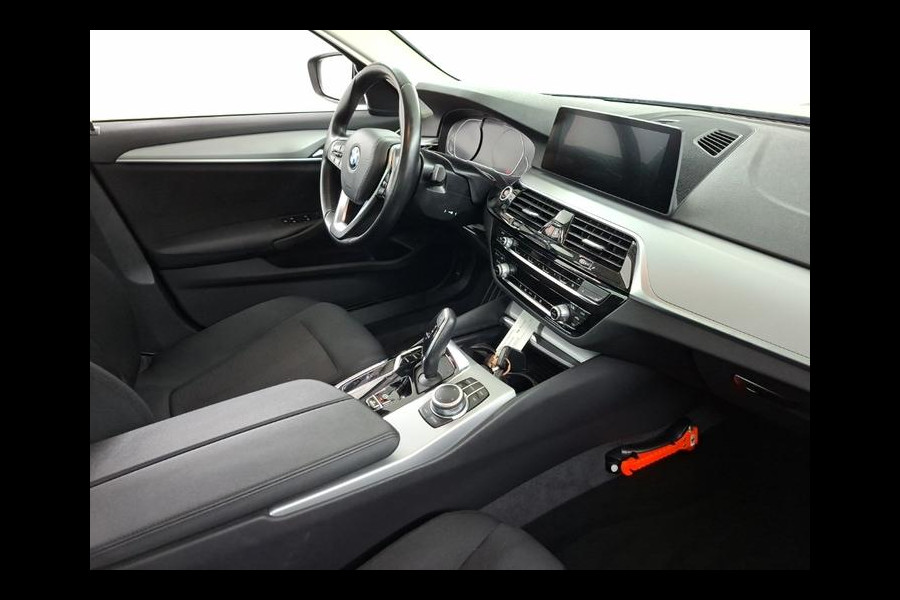 BMW 5 Serie Aut. 520i Executive Ed. | Navi | Xenon-Led | ECC |