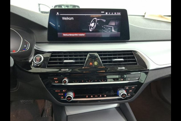 BMW 5 Serie Aut. 520i Executive Ed. | Navi | Xenon-Led | ECC |