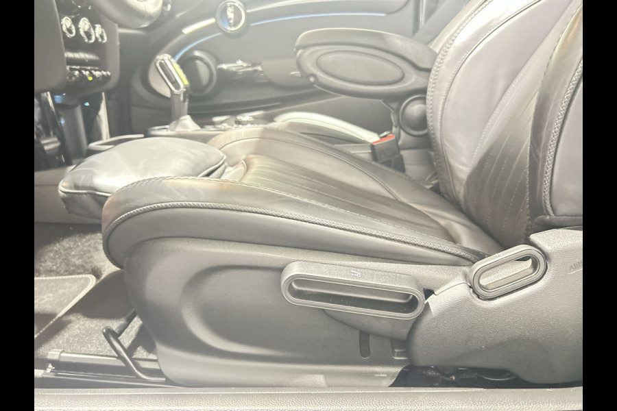 MINI Mini Electric Yours 33 kWh | lederen bekleding Yours | Panoramadak | HUD | Camera | ACC |LED Soh Waarde (batterijtest) 96,9%