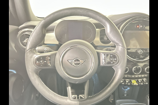 MINI Mini Electric Yours 33 kWh | lederen bekleding Yours | Panoramadak | HUD | Camera | ACC |LED Soh Waarde (batterijtest) 96,9%