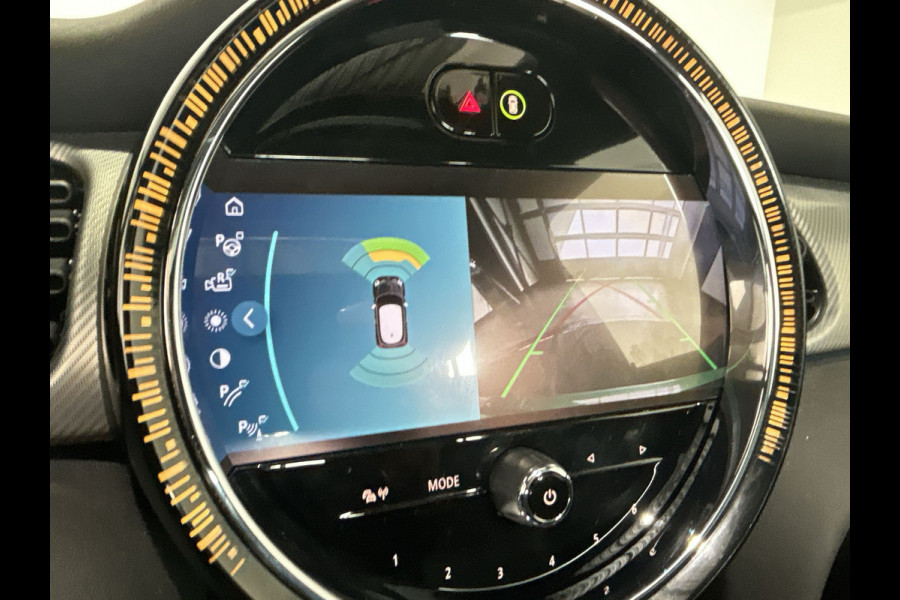 MINI Mini Electric Yours 33 kWh | lederen bekleding Yours | Panoramadak | HUD | Camera | ACC |LED Soh Waarde (batterijtest) 96,9%