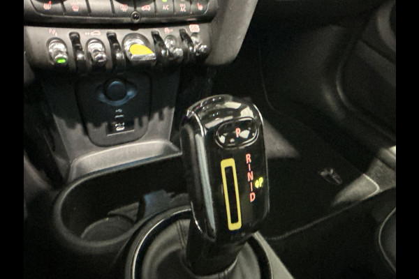 MINI Mini Electric Yours 33 kWh | lederen bekleding Yours | Panoramadak | HUD | Camera | ACC |LED Soh Waarde (batterijtest) 96,9%