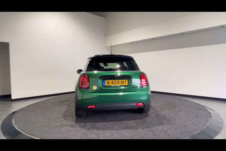 MINI Mini Electric Yours 33 kWh | lederen bekleding Yours | Panoramadak | HUD | Camera | ACC |LED Soh Waarde (batterijtest) 96,9%