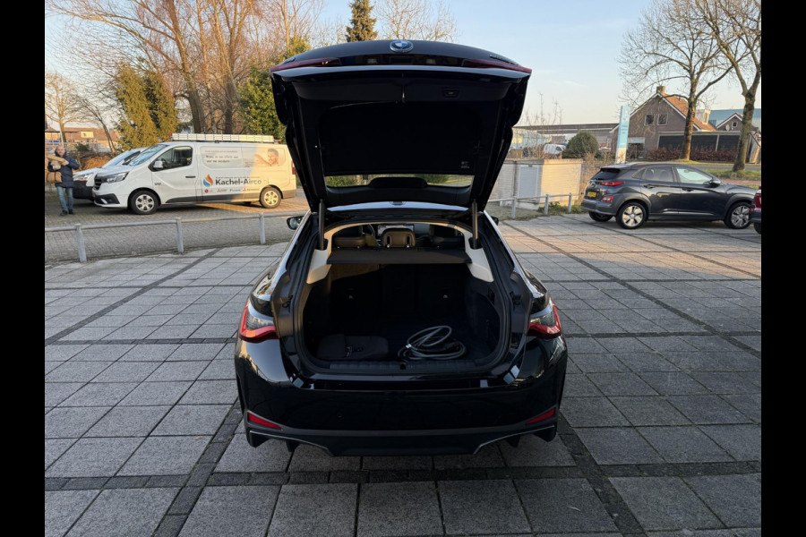 BMW i4 Aut. eDrive40 High Executive 84kWh | SoH 94.76% | ACC | Camera | Laser LED | HUD |