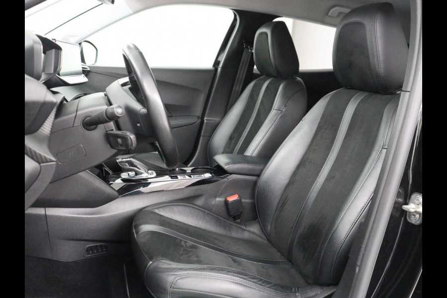 Peugeot e-2008 EV Blue Lease Allure 50 kWh | SOH 92% | 3 Fase | Carplay | Half leder | Adaptive cruise | Camera | Digital Cockpit | Full LED | Climate control | Navigatie | Bluetooth